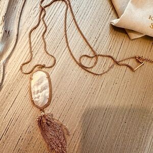Kendra Scott Ivory Pearl necklace